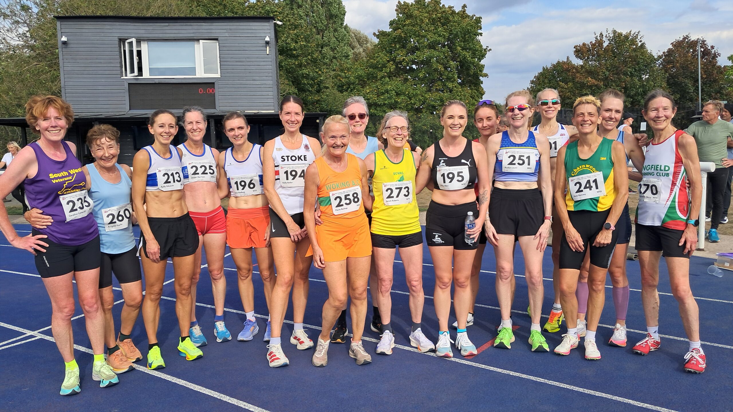 Sarah Roberts and the 5000m field , Nuneaton, 2025